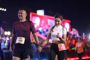 BIB: 7450, 21959, 2513
                            <button type="button" onclick="openModal(20625124)" class="btn btn-primary btn-sm float-right btn-popup" data-toggle="modal" data-target=".modal-high-quality">
                        <i class="fas fa-shopping-cart"></i> Add to Cart
                    </button>
                                            <button type="button" onclick="isThisMe(20625124, true)" class="btn btn-success btn-sm float-right btn-popup btn-isme hidden" data-toggle="tooltip" data-placement="bottom" title="นี่คือรูปของคุณใช่ไหม คลิกที่นี่เพื่อเอาเข้าอัลบั้ม">
                        <i class="fas fa-plus"></i> Add to album
                    </button>
                    <button type="button" onclick="isThisMe(20625124, false)" class="btn btn-warning btn-sm float-right btn-popup btn-isnotme hidden">
                        <i class="fas fa-ban"></i> Remove from album
                    </button>